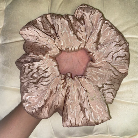 Vintage Pink Waves Large Scrunchie